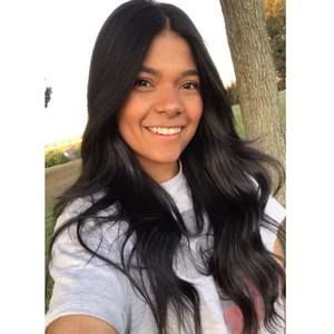 Meet your Posher, Daniela